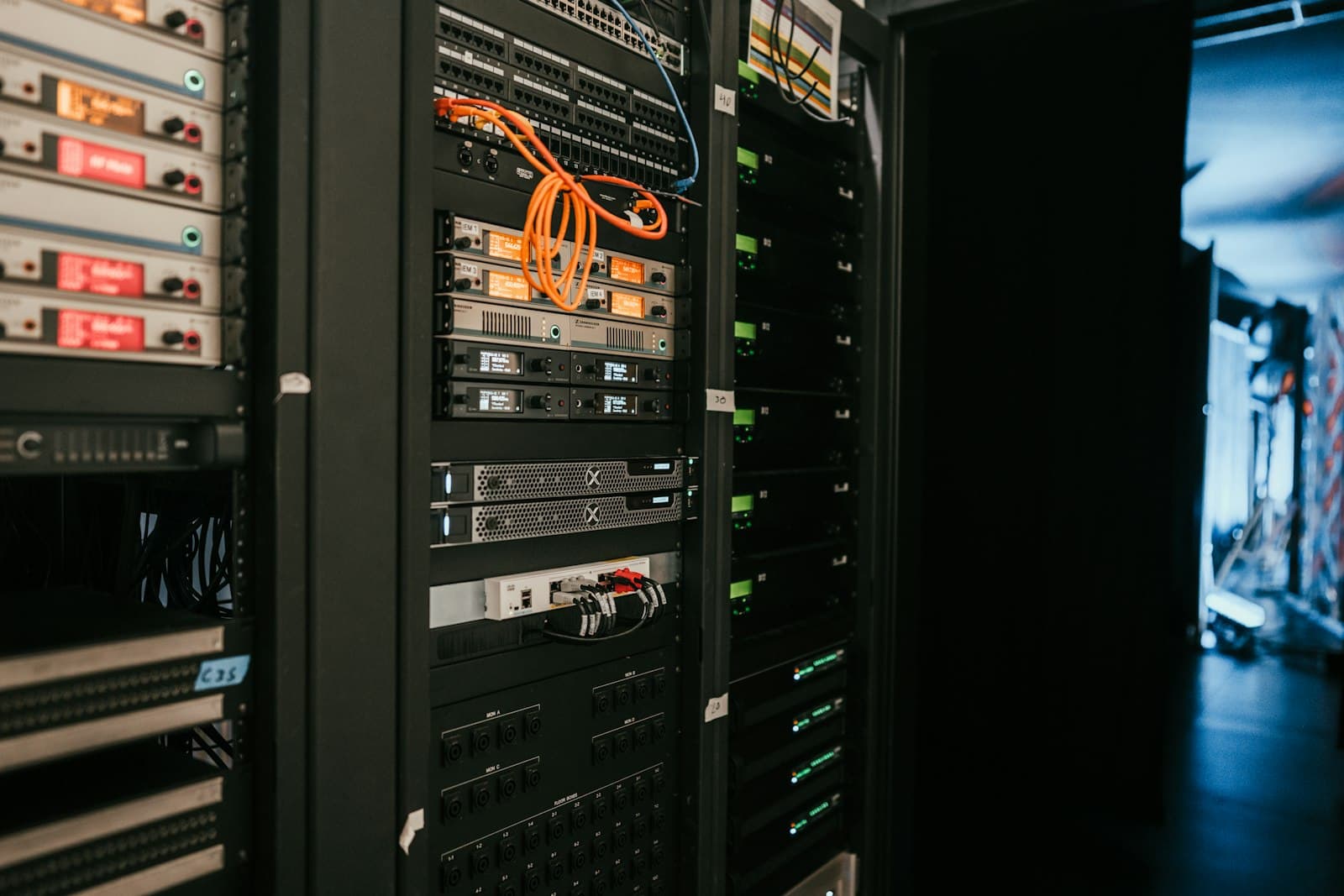 Racks in a data centre